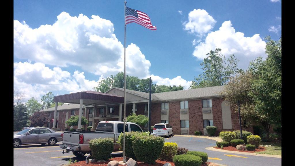 Americas Best Value Inn & Suites - Bluffton Extérieur photo