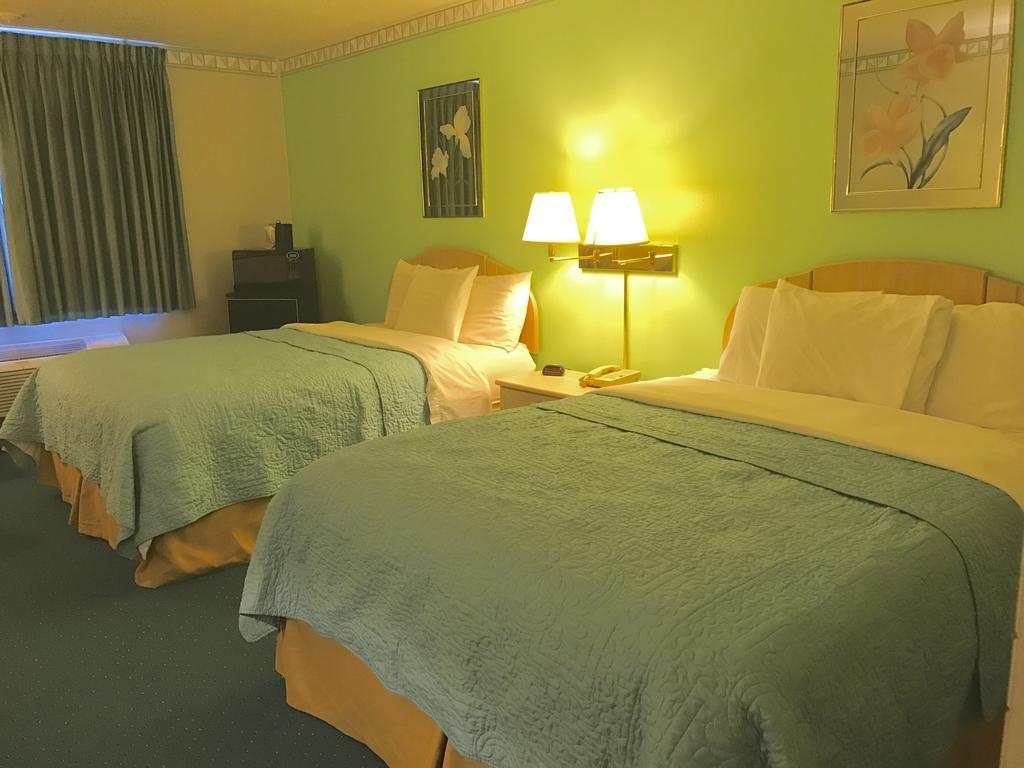 Americas Best Value Inn & Suites - Bluffton Extérieur photo