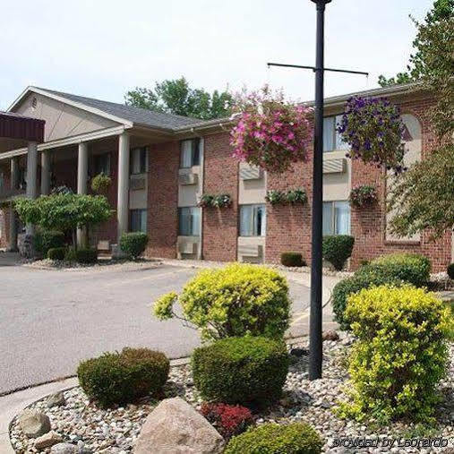 Americas Best Value Inn & Suites - Bluffton Extérieur photo