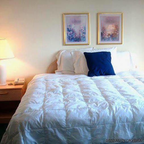 Americas Best Value Inn & Suites - Bluffton Chambre photo