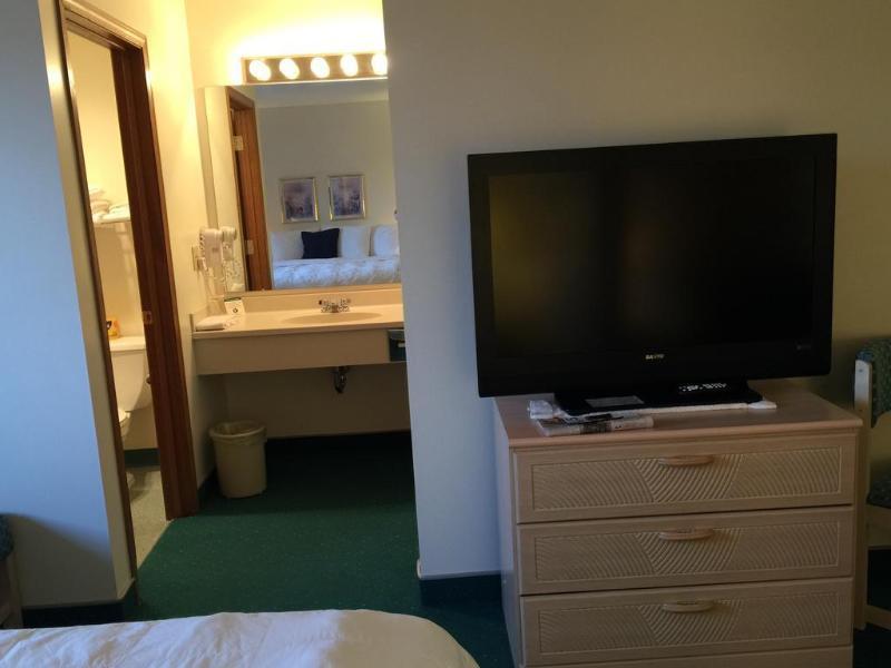 Americas Best Value Inn & Suites - Bluffton Extérieur photo