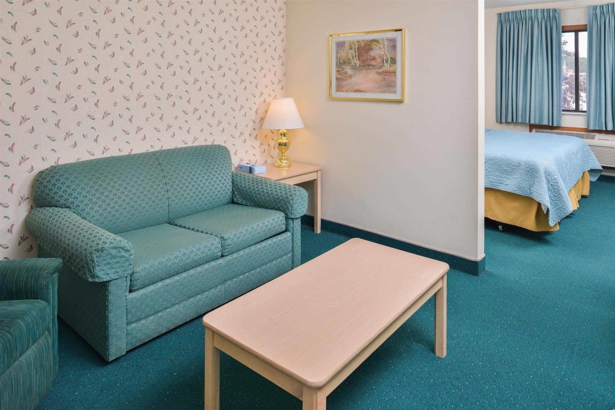 Americas Best Value Inn & Suites - Bluffton Extérieur photo