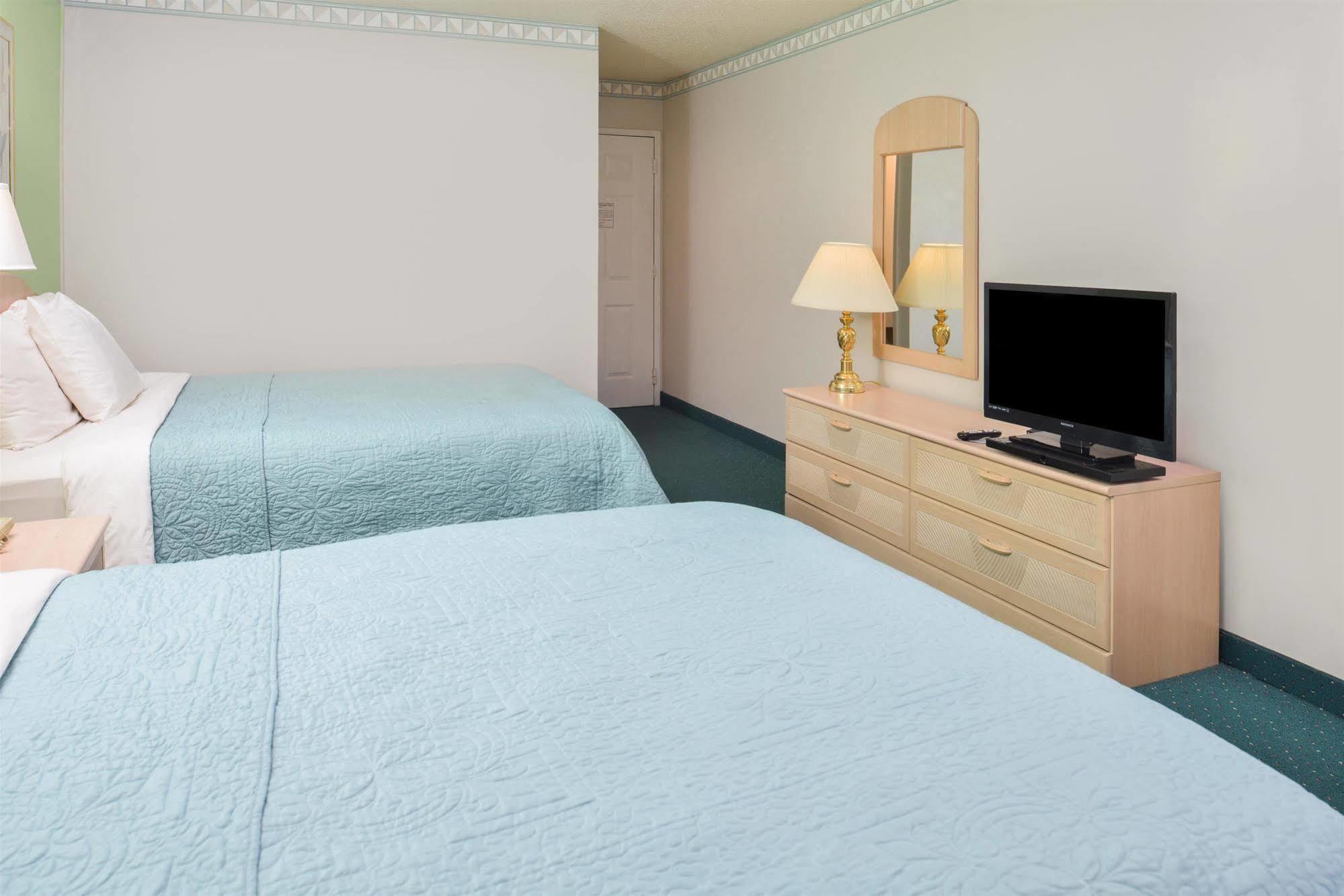 Americas Best Value Inn & Suites - Bluffton Extérieur photo