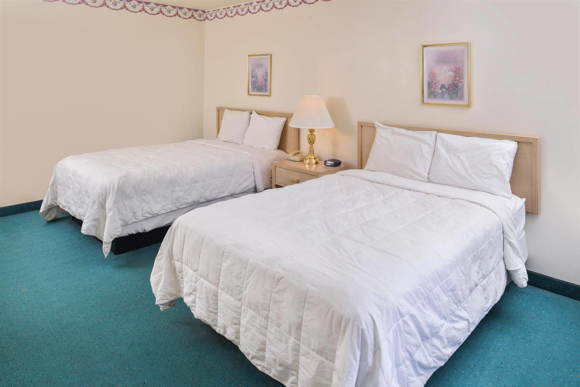 Americas Best Value Inn & Suites - Bluffton Extérieur photo